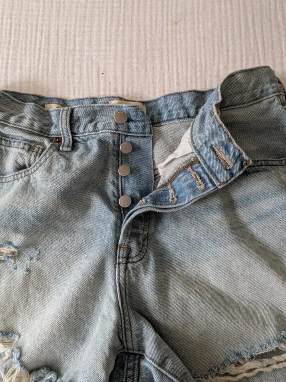 Universal Thread, 90s baggy jean shorts